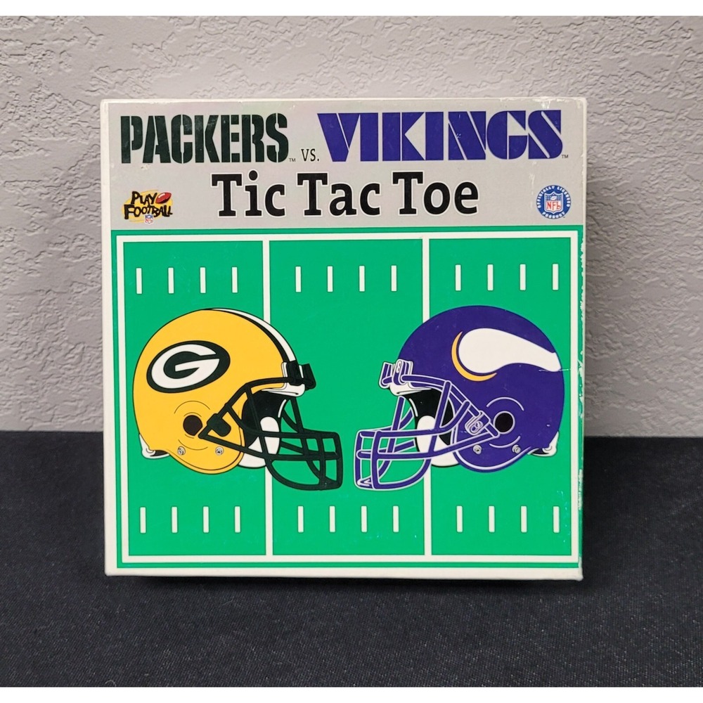 Big League Promotions NFL Packers vs Vikings Play Football Tic Tac Toe Game